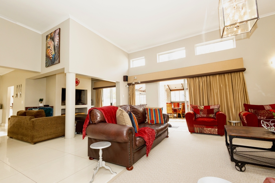 4 Bedroom Property for Sale in Sonstraal Heights Western Cape
